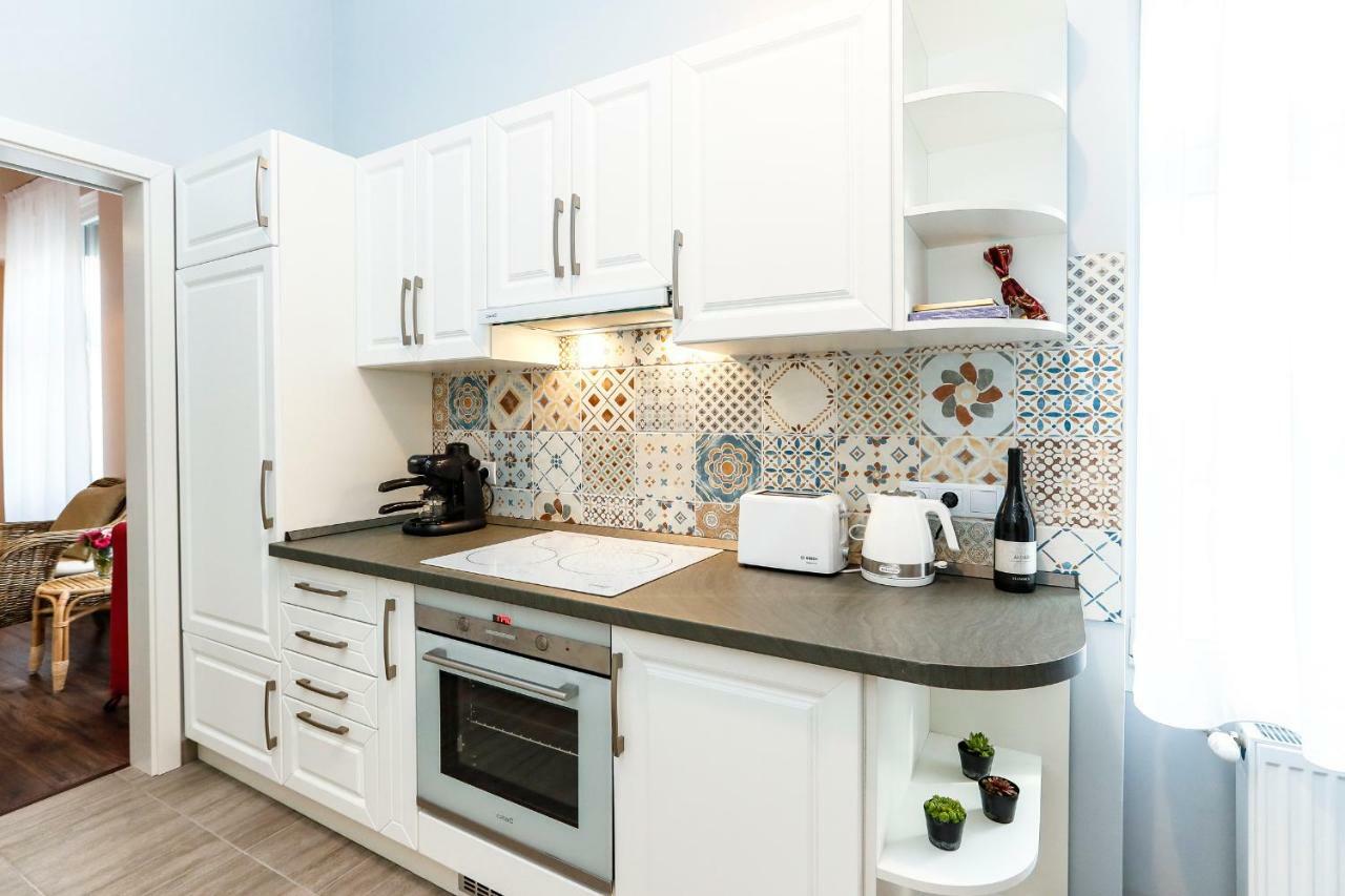 D8 Design Apartment & Studio Еґер Екстер'єр фото
